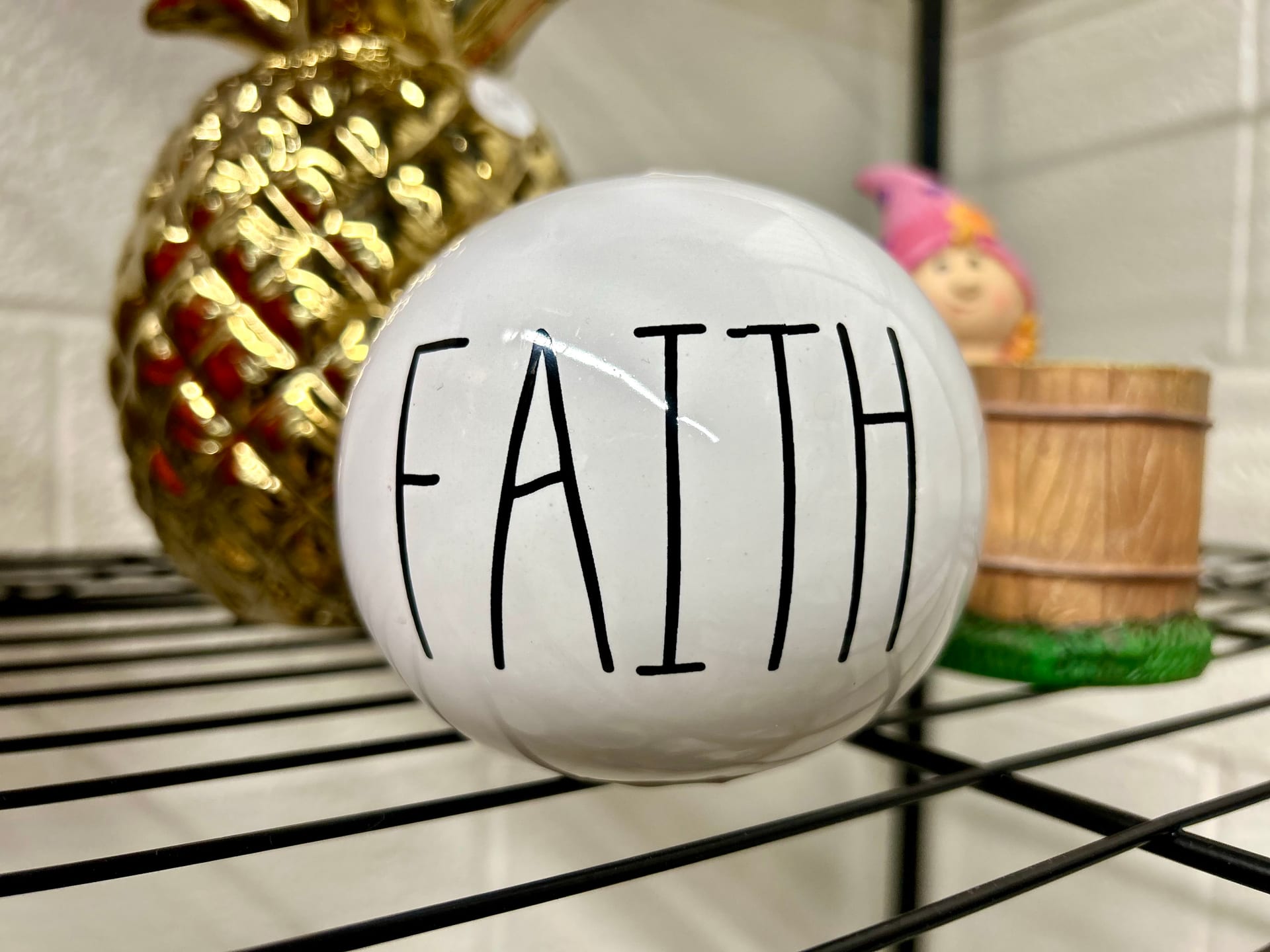 Home decor at Hannah's Harbor thrift store